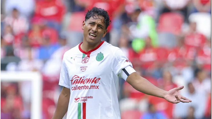 Por qué no juega Luis Romo con Chivas