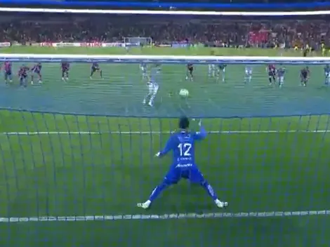 Penal de Raphael Veiga debió repetirse por culpa de Camilo Vargas