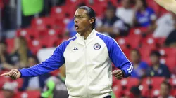 Joel Huiqui se refirió a su momento en Cruz Azul tras dirigir al primer equipo