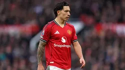 Lisandro Martínez no será parte del duelo de Manchester United ante Brentford por la Premier League 2025-26