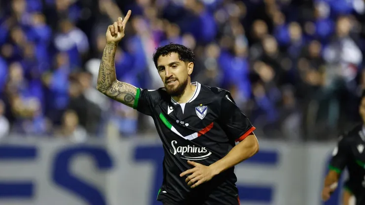 Diego Valdés marcó en el triunfo de Vélez.