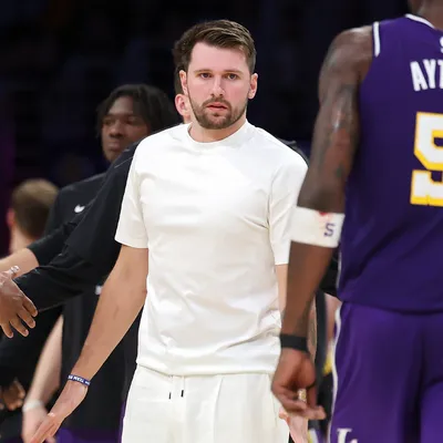 ¿Por qué Luka Doncic no juega en Rockets vs. Lakers por el Juego 6?