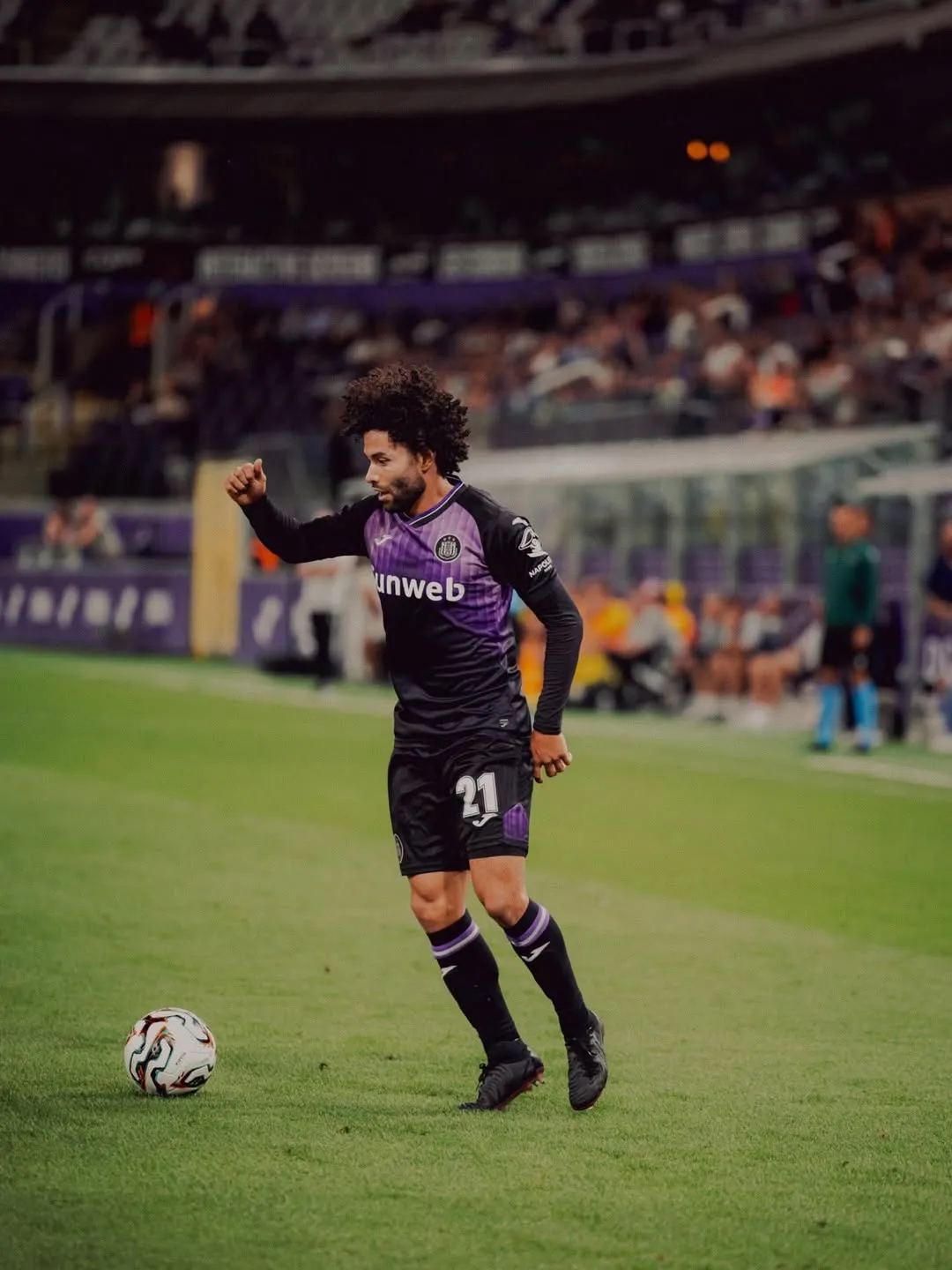 César Huerta con Anderlecht esta temporada (@cesarh_33)