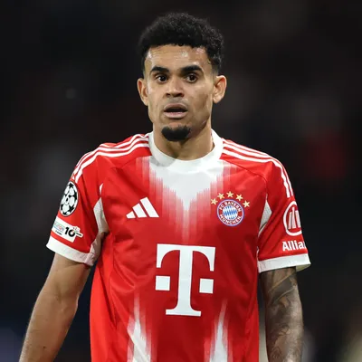 ¿Juega Luis Díaz? Las alineaciones de Bayern Múnich vs. Heidenheim por la Bundesliga 2025/26