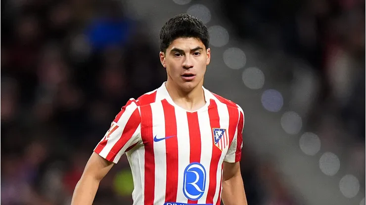 Obed Vargas busca su lugar en el Atleti.