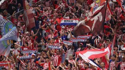 La afición apuntó contra el culpable de la derrota de Chivas ante Tigres UANL