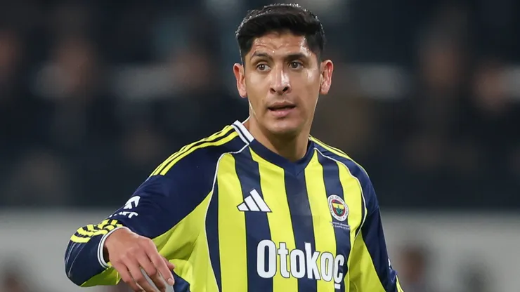 Edson Álvarez volvió a jugar con Fenerbahce