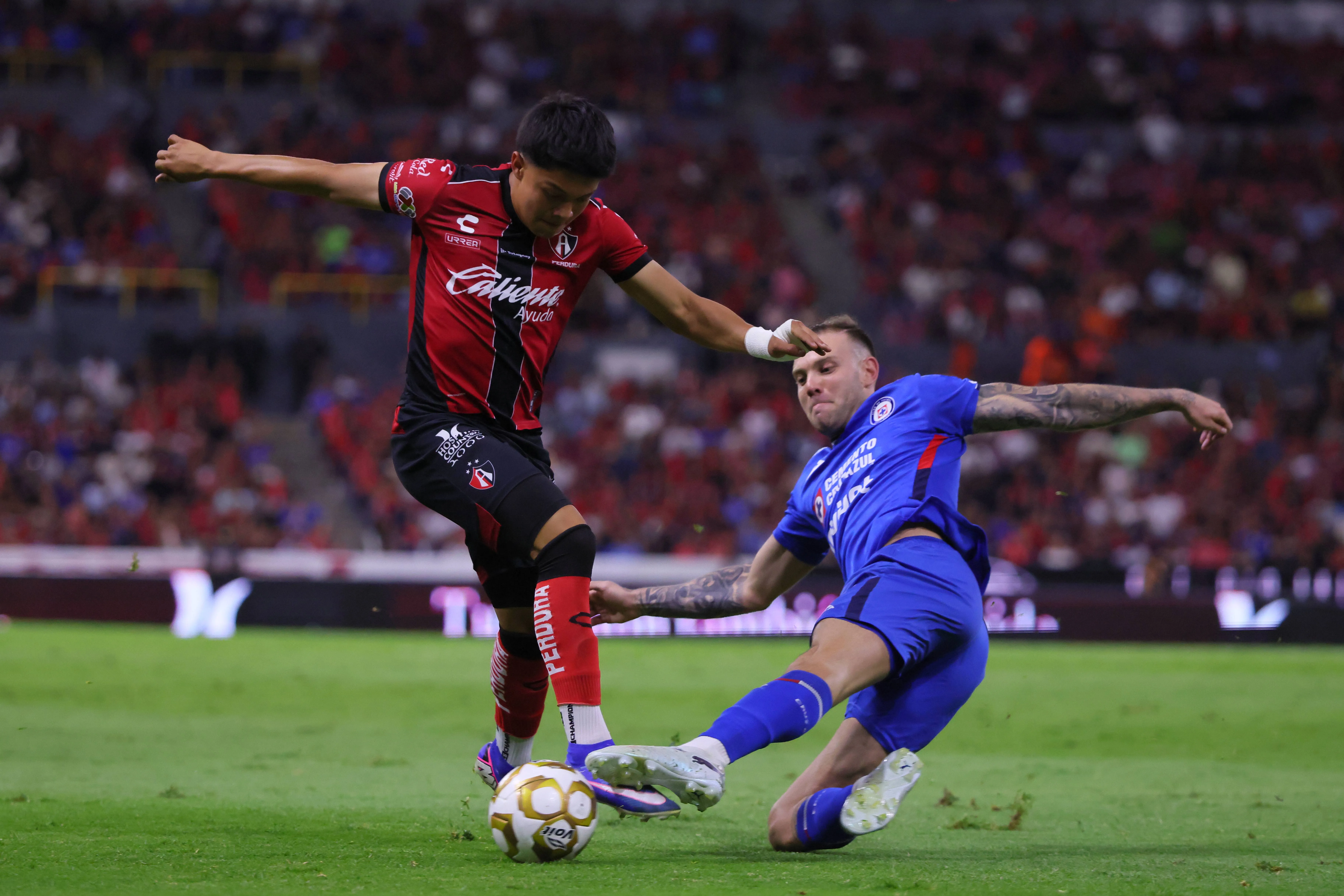 Atlas perdió con Cruz Azul 3-2 (Getty Images)