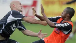 Robinho protagonizó una de las peleas más recordadas del futbol.