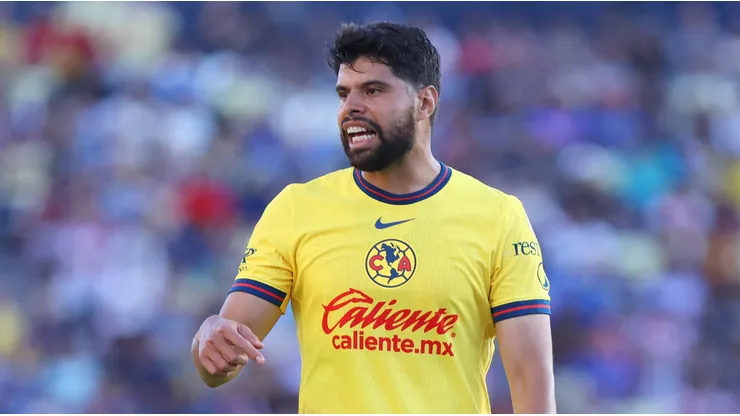 Araujo se prepara para jugar ante Pumas.