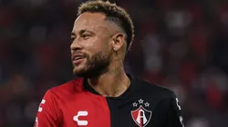 Neymar se ofreció al Atlas.