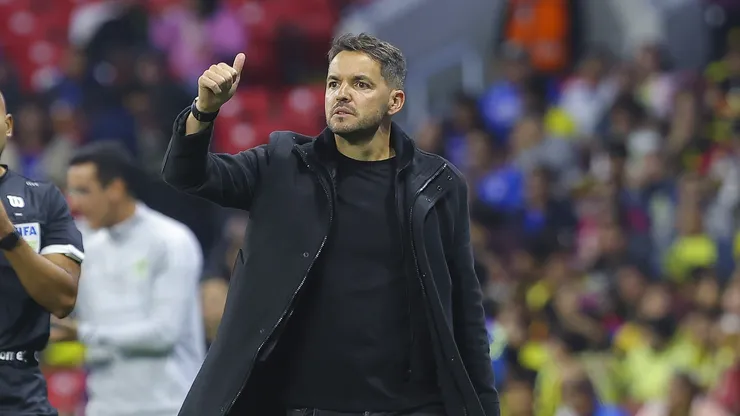 Nicolás Larcamón podría tener un nuevo equipo tras su paso por Cruz Azul
