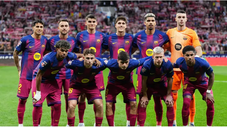 Barcelona lleva brazalete negro.