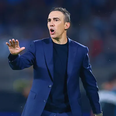 Tras dirigir a Cruz Azul, Vicente Sánchez fue despedido de Emelec
