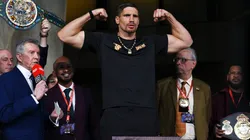 Rico Verhoeven enfrentará a Oleksandr Usyk en Egipto.