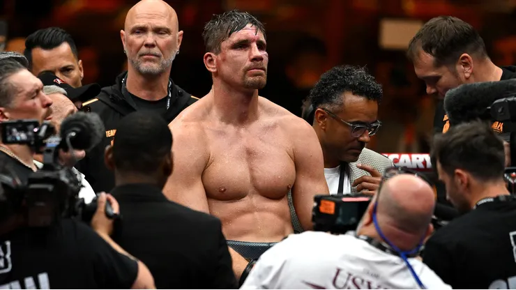 Rico Verhoeven no quedó conforme con el resultado ante Oleksandr Usyk.