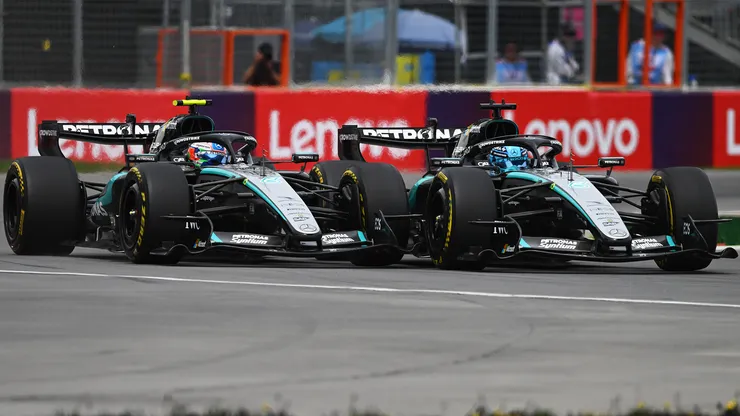 George Russell y Kimi Antonelli batallan en el GP de Canadá 2026
