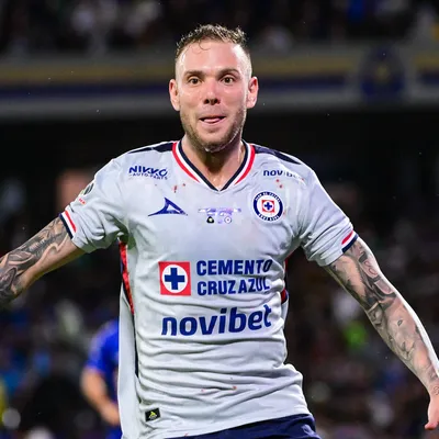 Así narró Christian Martinoli el gol agónico de Rodolfo Rotondi para el título de Cruz Azul