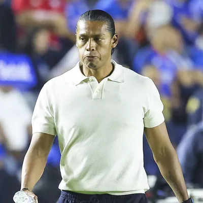 Joel Huiqui aclaró el paso necesario para que siga en Cruz Azul