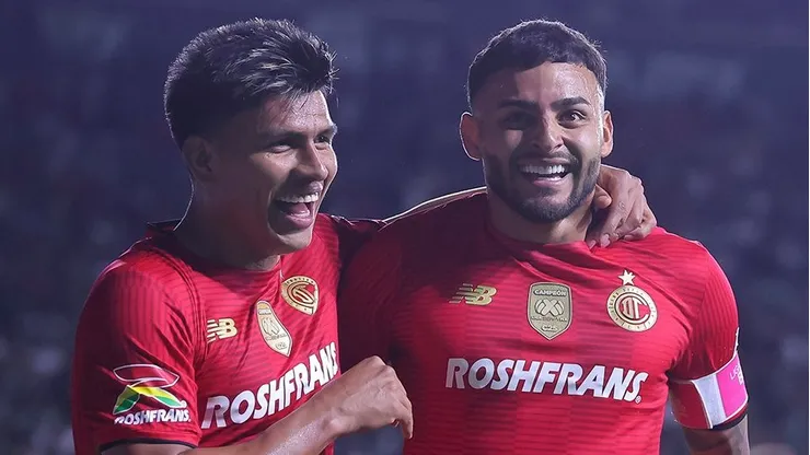 Gallardo y Vega, los mundialistas escarlatas.
