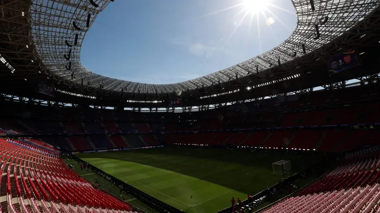 PSG y Arsenal juegan en el Puskás Aréna