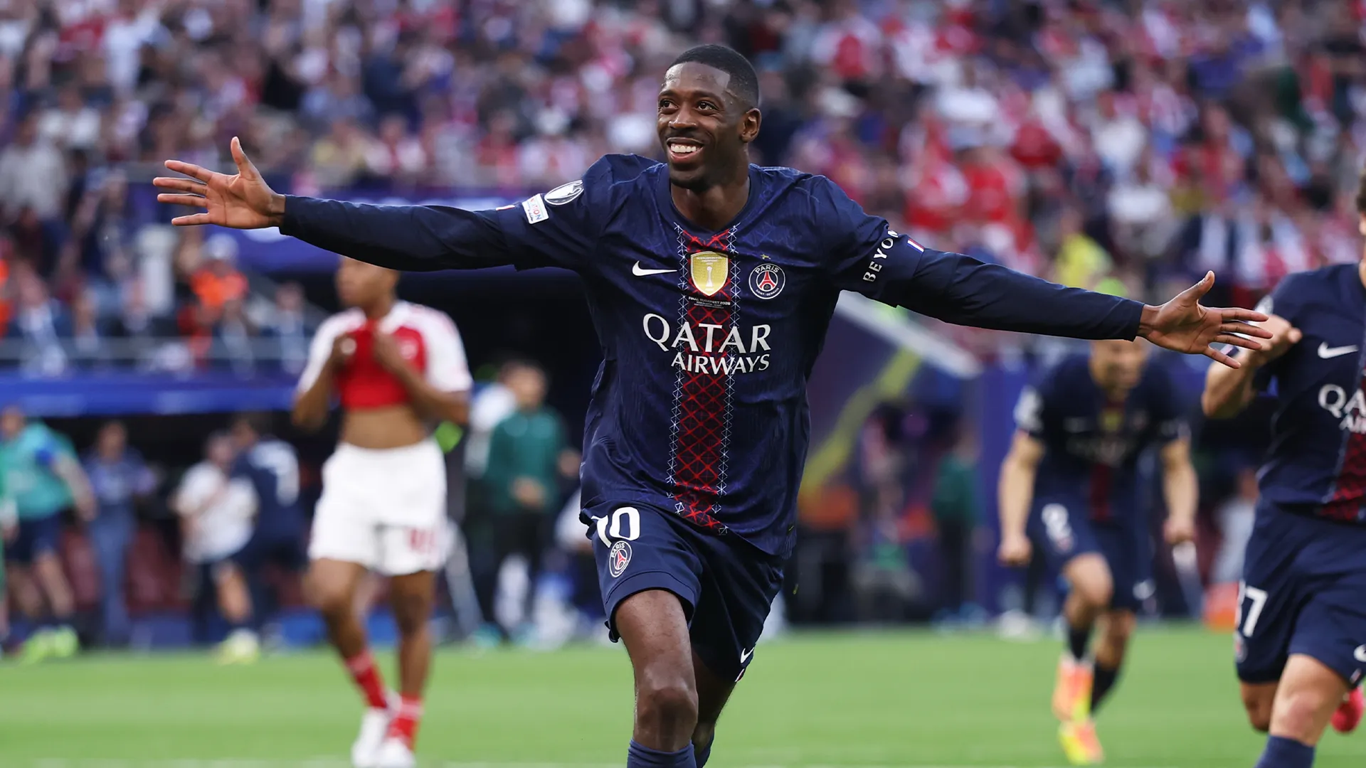 Dembélé celebra el gol de la igualdad en la final de la Champions League (Getty Images)