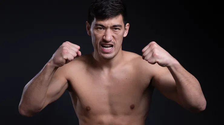 Dmitry Bivol continúa siendo campeón de las 175 libras.