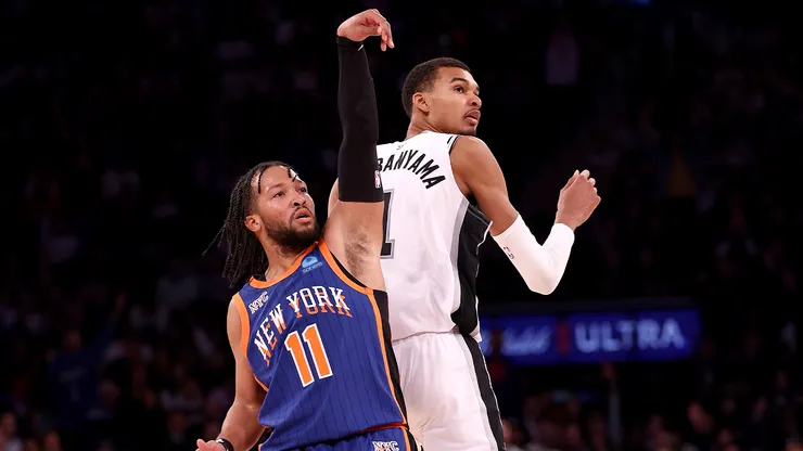 Jalen Brunson y Victor Wembanyama chocan en las Finales de la NBA 2026