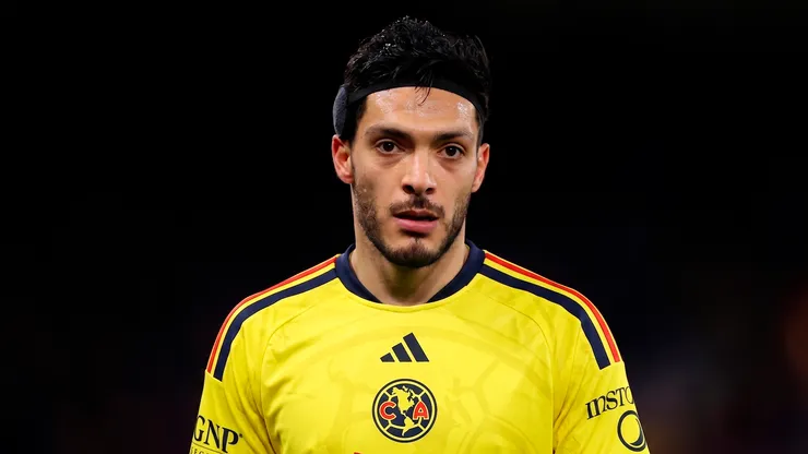 Raúl Jiménez no le cierra la puerta a su regreso al América
