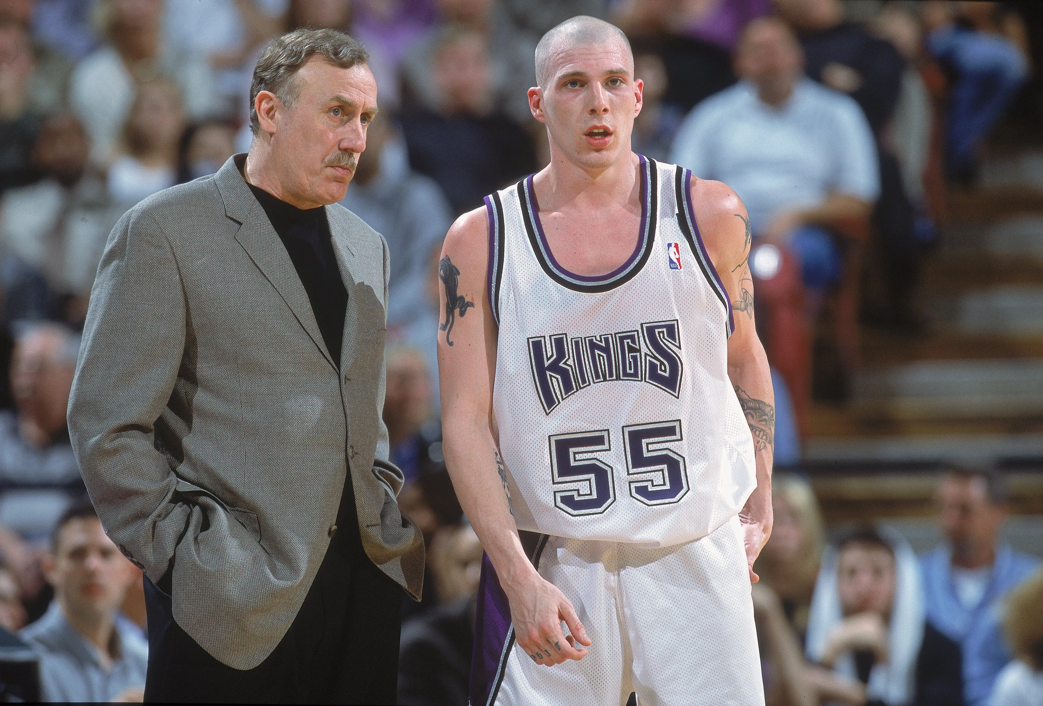 Rick Adelman junto a Jason Williams en Sacramento (Getty Images)