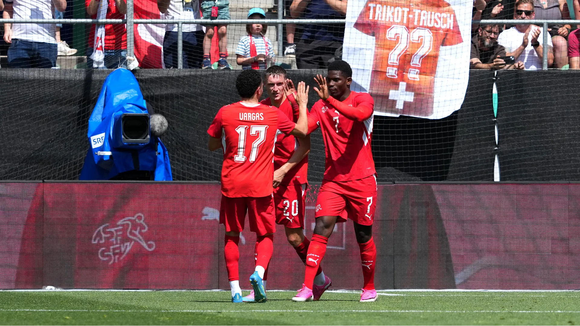 Breel Embolo es una de las grandes figuras de Suiza. (GETTY IMAGES)