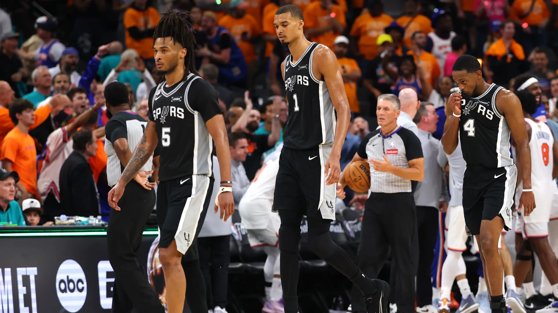 Wembanyama y los Spurs dieron un paso en falso en el debut de las Finales. (GETTY IMAGES)