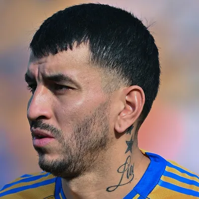 River le pagaría 4 millones por temporada y la cifra que exige Tigres por el pase de Correa
