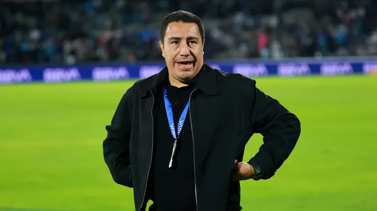 Efraín Juárez presentó su renuncia en Pumas UNAM