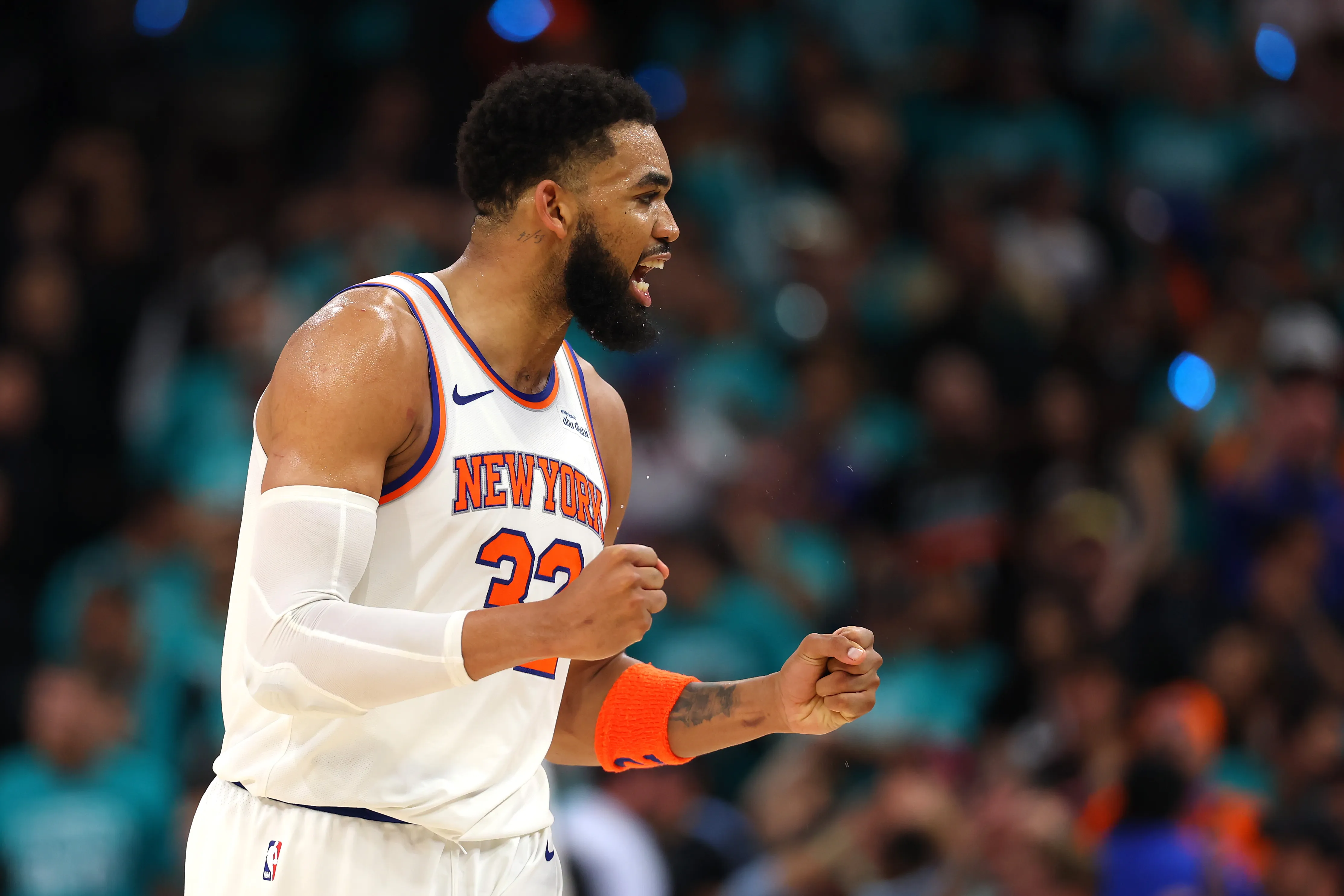 Karl-Anthony Towns celebra en el Juego 1 de las Finales 2026 (Getty Images)
