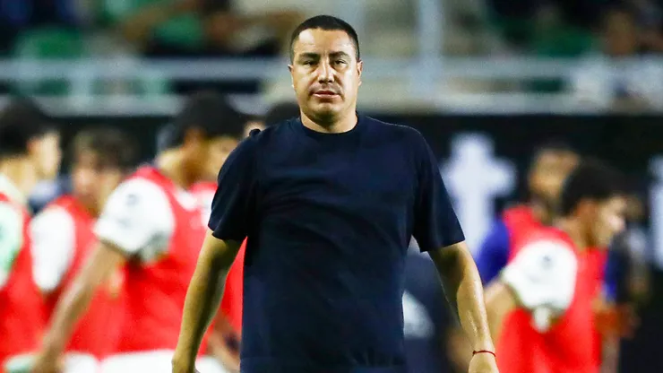 Se conoció quien fue el responsable de la salida de Efraín Juárez en Pumas UNAM