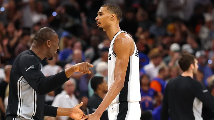 San Antonio Spurs busca una remontada histórica ante Knicks.