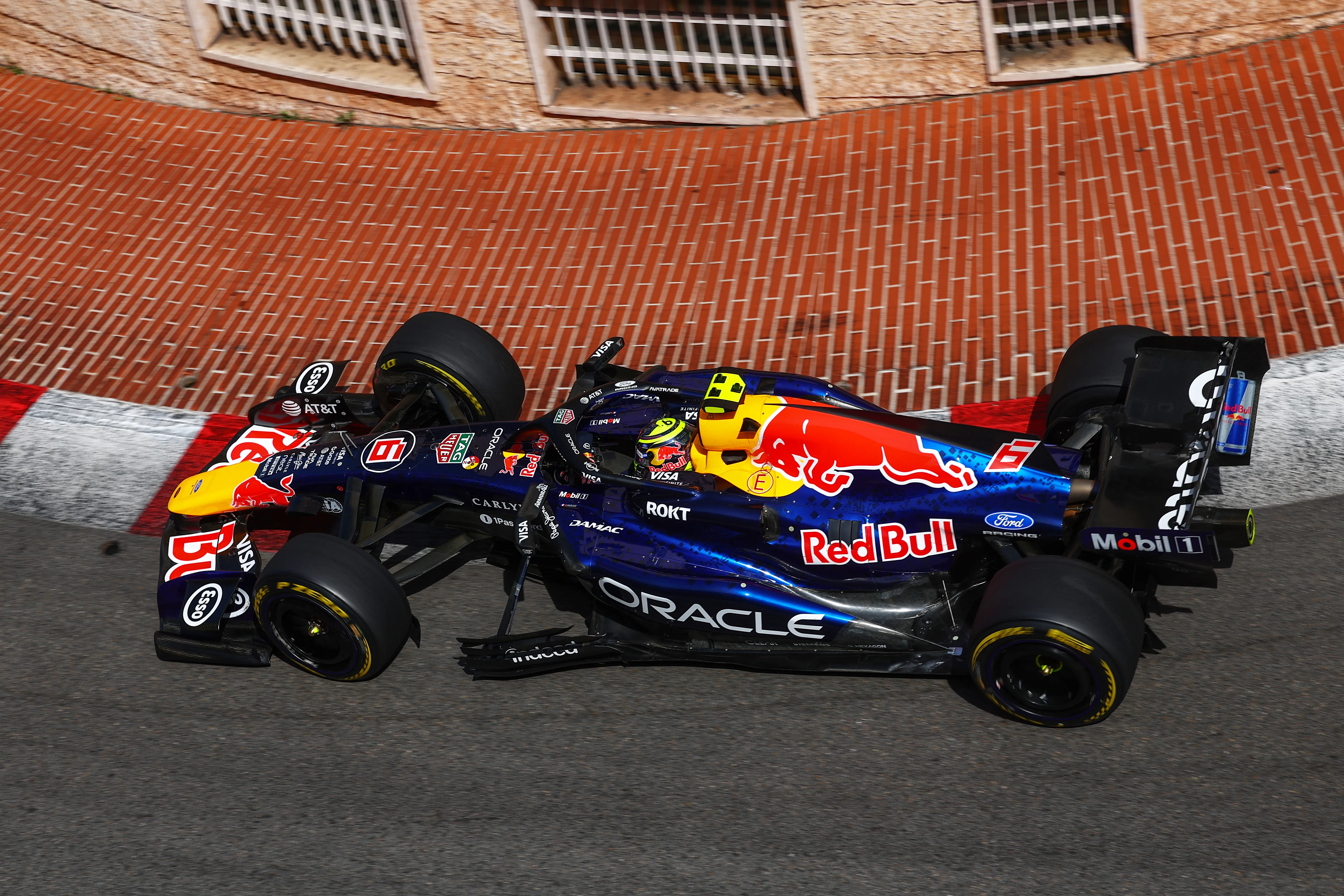 El monoplaza Red Bull Racing de Isack Hadjar rodando en Mónaco (Getty Images)
