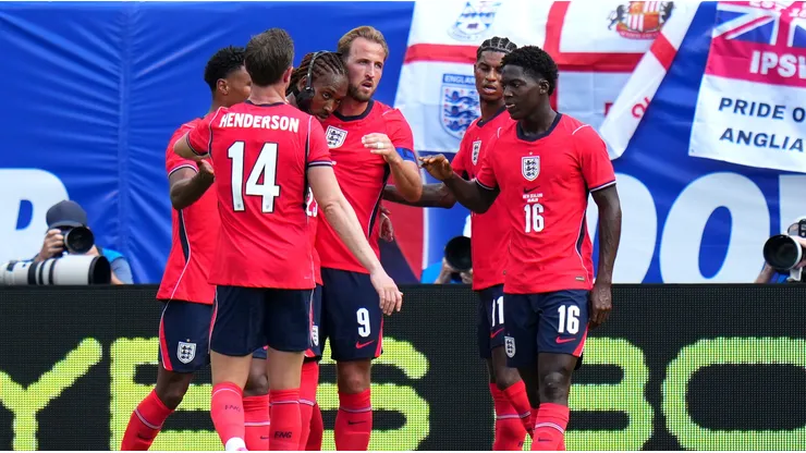 Inglaterra se enfrenta a Costa Rica en Orlando.
