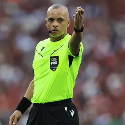 Quién es Wilton Sampaio, el árbitro brasilero que arbitra el debut de México vs. Sudáfrica en el Mundial 2026