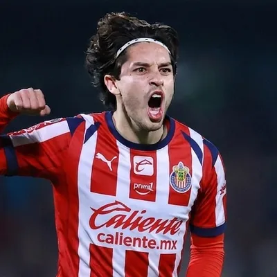 Bombazo: Jordan Carrillo deja Pumas y ficha por Chivas para el Apertura 2026