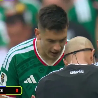 César Montes, expulsión y castigo en México-Sudáfrica: cuántos juegos se perderá del Mundial 2026