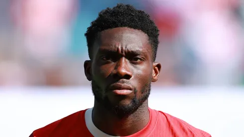 Por qué no juega Alphonso Davies en Canadá vs. Bosnia