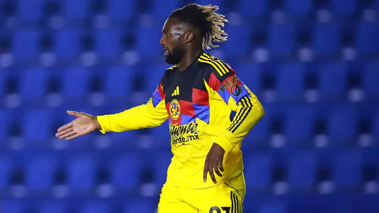 Allan Saint-Maximin en su paso por el América