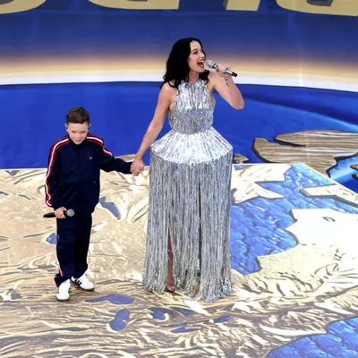 Es viral: el niño que se lució con Katy Perry en la inauguración del Mundial 2026