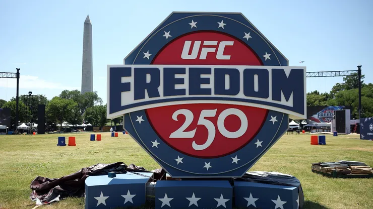 El octágono de UFC permanecerá cerrado este sábado.