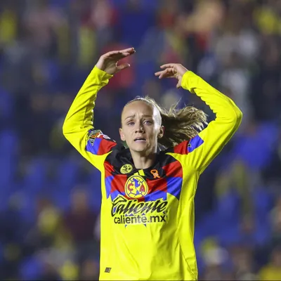 Sarah Luebbert se casó pero causó polémica en la afición de América Femenil