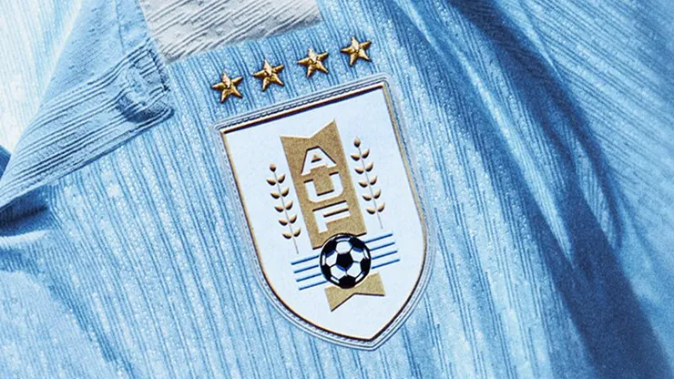 Uruguay luce cuatro estrellas en su playera cuando solo ganó dos Copa del Mundo de la FIFA