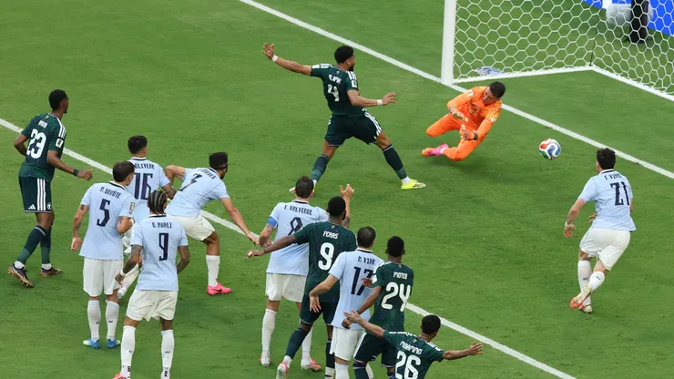 Arabia Saudita ante Uruguay en Miami.
