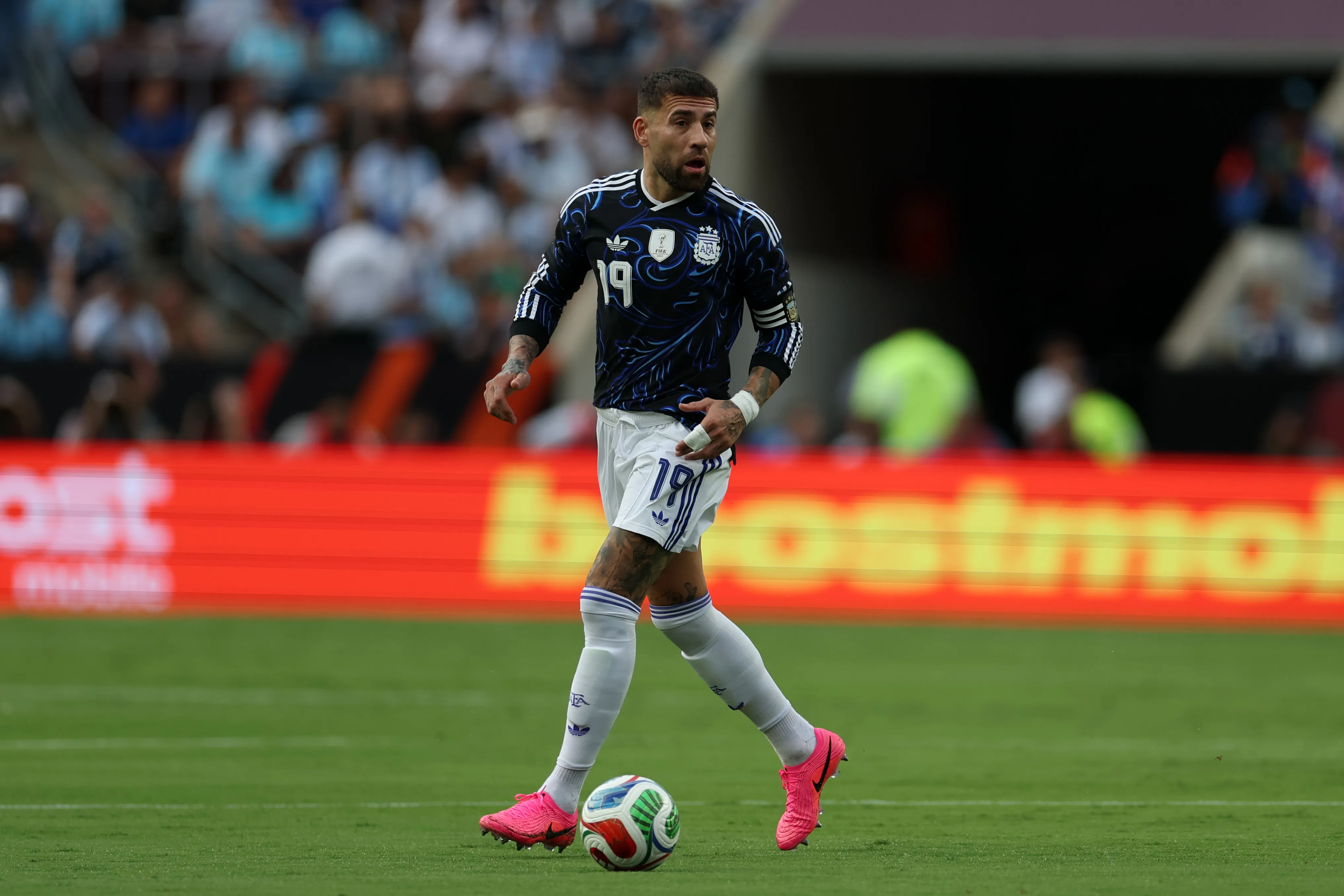 Nicolas Otamendi fue capitán en el amistoso ante Hondura (Getty Images)